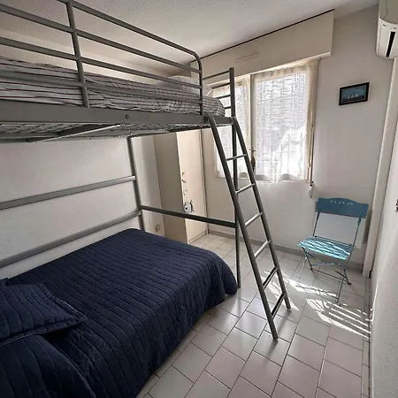 3 Pieces, Terrasse Privee, 6 Personnes A Port Camargue - Fr-1-731-120 *