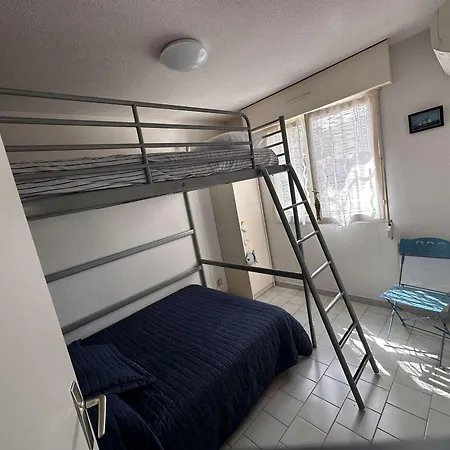 Lägenhet 3 Pieces, Terrasse Privee, 6 Personnes A Port Camargue - Fr-1-731-120